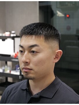 ニューオールド 三軒茶屋(NEW OLD) スキンフェードクロップスタイル