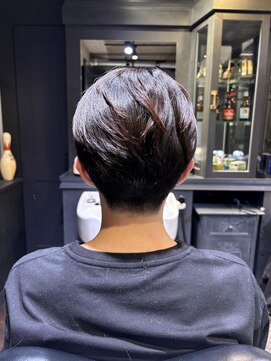 ステイゴールド 新百合ヶ丘(STAY GOLD) 曲がる縮毛矯正×センターパート