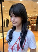 ハッシュカット黒髪ヘアレイヤーカット顔まわりカット小顔ヘア