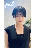 ダークベージュ×ショート