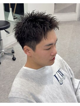 ブライト(BRIGHT) スパイキーショートスパイキーパーマ