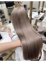 ロール 博多(Role)&nbsp;レイヤー/ブリーチ/ミルクティーベージュ/ハイトーン/似合わせ