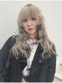 セミロングバレイヤージュミルクティーベージュ成人式ウルフ