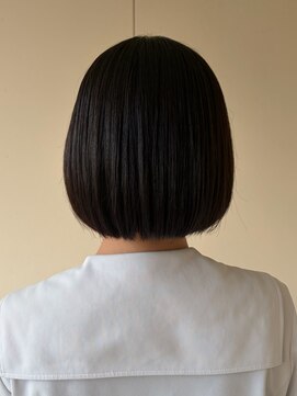 カシェ リタ ヘアー(CACHE'&RITA HAIR) 顔まわりレイヤー◯フラットボブ