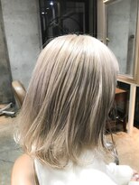 サロンドミルク 原宿(salon de MiLK)&nbsp;スノーホワイトブロンド×ボブ