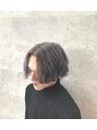 ボルド(MEN'S HAIR SALON BORDO) センターパート×グレー