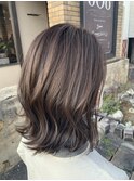 透け感たっぷりブラウングレー