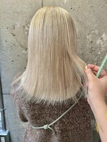 アンリ(Henri)&nbsp;【かしむらゆうか】ホワイトカラー/ブリーチ/ケアブリーチ/ロブ