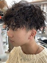 ツイストスパイラルパーマメンズマッシュ波巻きスパイラルパーマ