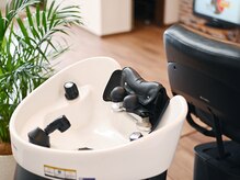 ヘアサロンマナ(HAIR SALON MANA)の雰囲気（首が痛くならないシャンプー台です♪）