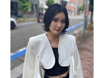 hair make EMMA アイアイ通り店【ヘアメイクエマ】