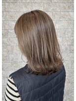 フラット 千葉(Flat.)&nbsp;ナチュラルハイライトカラー【千葉・千葉駅】