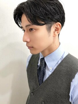 ラグナ(LAGUNA) メンズ/ショートミディアム/センターパート/暗髪ブラック