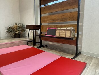 ムク(muku.)の写真/簡易キッズスペースあり!お子様連れのママさんも大歓迎◎周りを気にせずサロンタイムをお過ごし頂けます♪