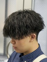 オーバル ジングウマエ(OVARL jingumae)&nbsp;縦落ちパーマツイストスパイラルフェザーパーマ