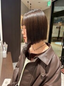 アッシュ 武蔵新城店(Ash) 切りっぱなしボブ
