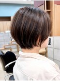 ミルクブラウン白髪染め卒業ショートボブ40代50代