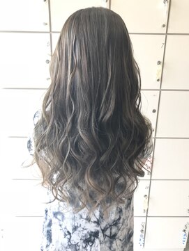 レイフィールド 光の森店 ハイライト×アディクシーグレージュ