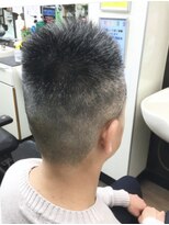 カットハウススペース 人形町&nbsp;ミリタリーサイドグラデーションフェードショート