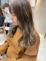 ミィ 表参道(mee.)&nbsp;【mee.】ヤジマ 透明感♪ミルクティーカラー