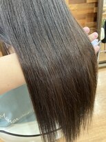 フリー(Free)&nbsp;大人可愛い２0代３0代40代髪質改善トリートメント艶々さらさら