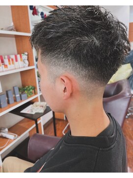 スリーク 吹田店(Sleek) メンズカットは人気のフェードが◎