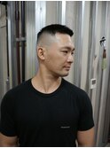 BURGメンズカットアップバングスパイキーショートスキンフェード