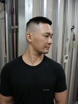 メリケンバーバーショップ トーキョー(MERICAN BARBERSHOP TYO)&nbsp;BURGメンズカットアップバングスパイキーショートスキンフェード