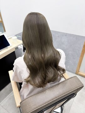 フレームプラス 御堂筋難波店(FRAME +) オリーブベージュカラー