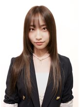 ルネラトーキョー(RUNERA TOKYO)&nbsp;少し動きの出るレイヤーカット＋ワンカラー