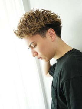 キャンバス バイ ネオリーブ 横浜西口(Canvas by neo.) 横浜★メンズハイトーンショートスパイキーショート