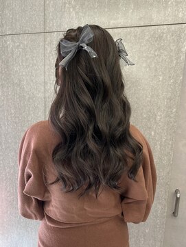 バサ 江古田店(BASSA) ヘアアレンジ/ツインハーフアップ