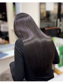 プレア(Pleare SALON＆SPA)の写真/触れたくなる、柔らか艶ストレート