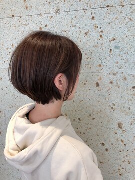 イロリ(ILOLI) ショートボブ