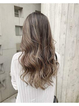 リバレッジ 広尾(Leverage) 外国人風海外ハイライトグラデーション