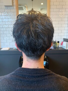 グリーディーフォックス 代々木(Greedy FOX) かき上げヘア/サイドパート/韓国マッシュ/フェードカット/代々木