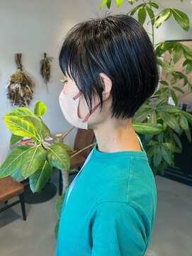 ヴィータ(vita) 丸みショート