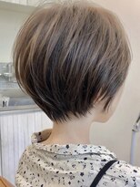 アイドットプラス 表参道(i.+omotesando)&nbsp;骨格補正絶壁カバー顔まわり簡単スタイリングくびれショートボブ