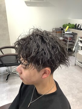 ステアーズ(Stairs) 強めツイスパアップバング!