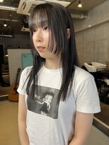 ソイリウム 下北沢(soi rium)&nbsp;顔まわりレイヤー_レイヤーカット_黒髪ロング