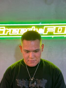 グリーディーフォックス 代々木(Greedy FOX) 波巻き/ハイライト/マッシュパーマ/ウルフ[シェービング]