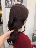 デイジー(Daisy) 暗めカラーで血色感up!バイオレットカラー