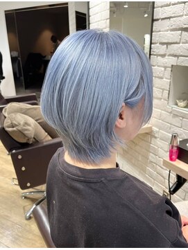 エヌプラスリタ 近鉄八尾(N+lita) 色落ちをキレイにしたい方におすすめ ブルーカラー ショートボブ