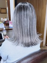 ブレイズヘアー(BLAZEhair) 【産休中デザイン】ホワイトバレイヤージュ×ブリーチ2回