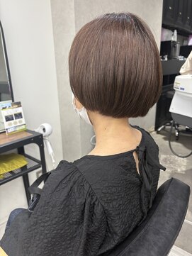 エミュ(emu) マッシュボブ/髪質改善トリートメント　美由紀