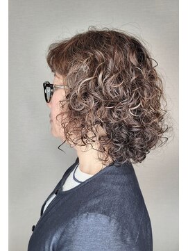 松本平太郎美容室 国立店 40代50代60代×ミディアムウェーブ×パーマ×イノアカラー