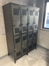安心の個人ロッカー完備。手荷物を気にせずリラックス