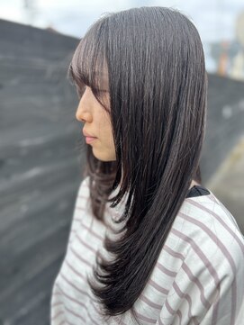 ヘアサロンアンドカフェ エイチプラス(H plus) アッシュブラウン オーガニックカラー 顔周りレイヤー