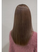 ヘアケアリストの資格を持つスタッフ達が悩みを見抜く技術とサロンでしかできない商材で美髪を目指します♪