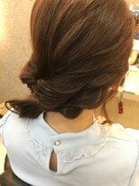 キャパ 秦野(CAPA) アレンジ後毛先を巻くだけの簡単アレンジ♪